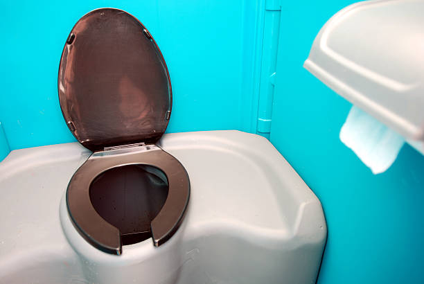 Best Portable toilet rental cost  in Sugarcreek, OH