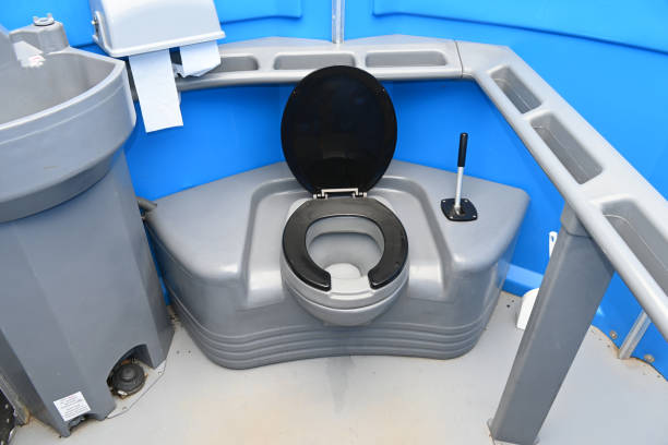 Portable Toilet Options We Offer in Sugarcreek, OH